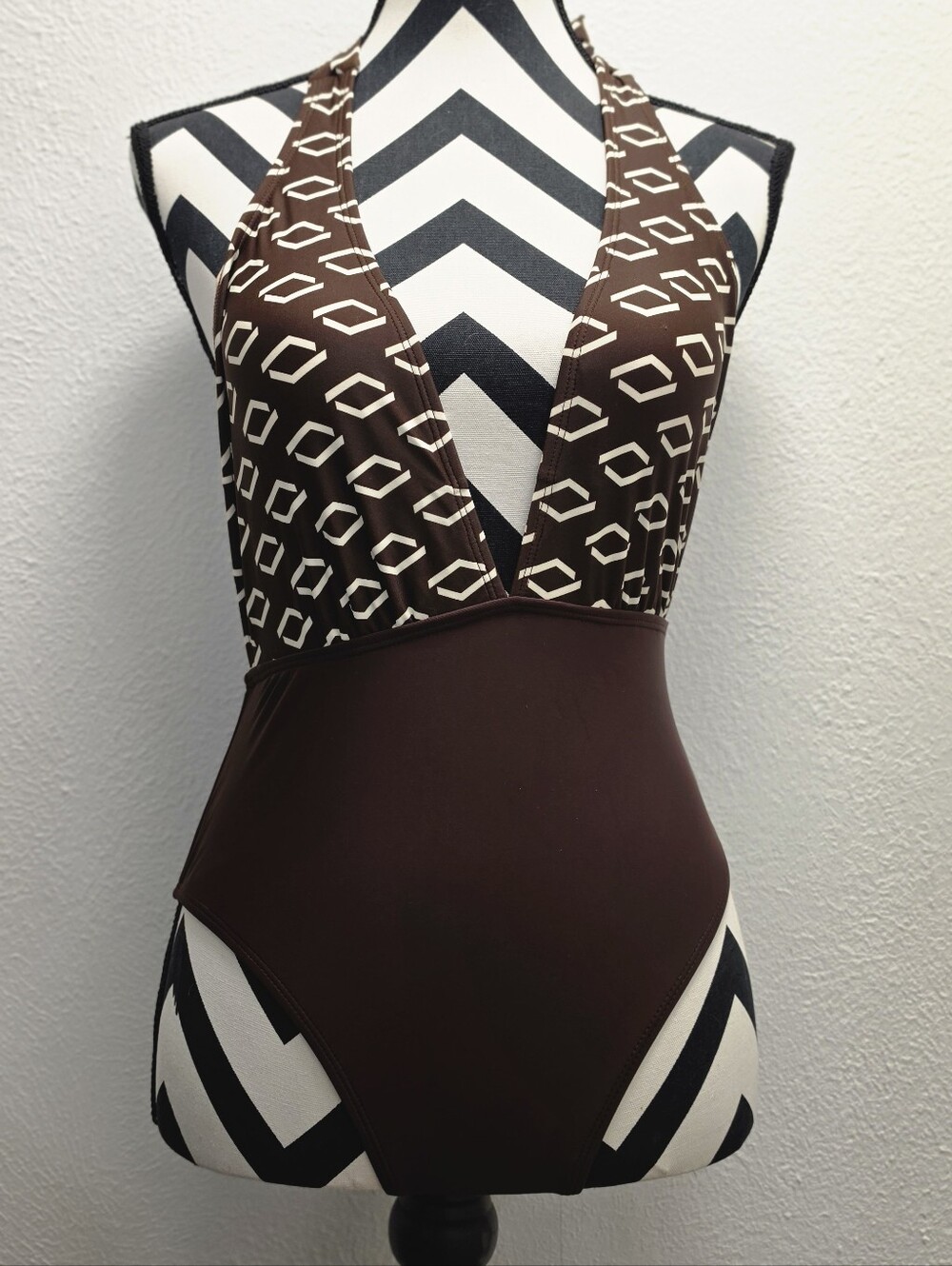 Cupshe Brown Geometric Halter One-Piece Swimsuit - Picture 2 of 8